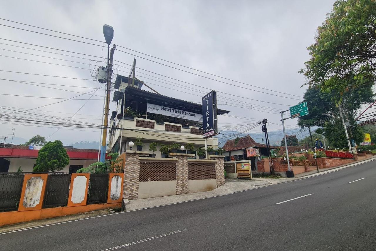 Capital O 93250 Hotel Tirta Kencana 2 Baturaden Banyumas Dış mekan fotoğraf