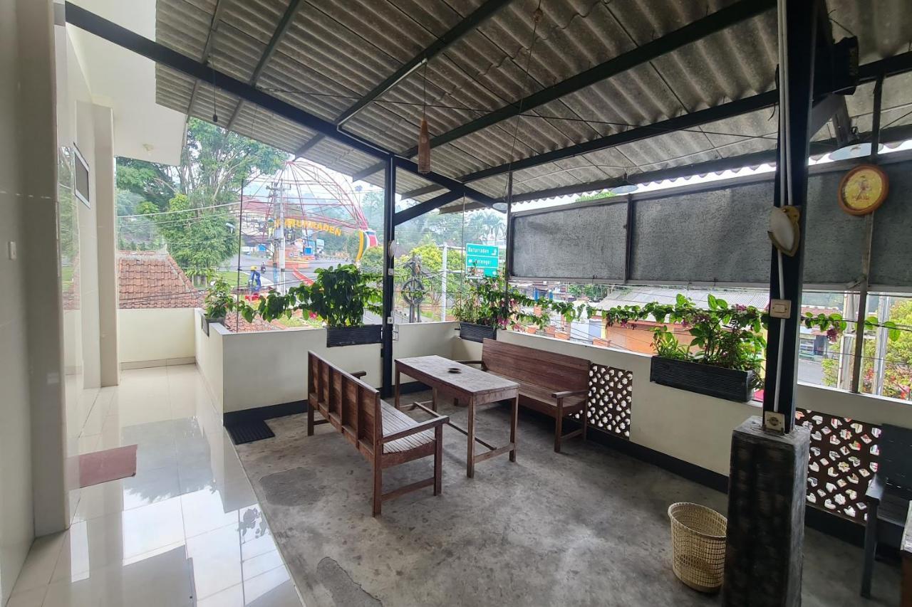 Capital O 93250 Hotel Tirta Kencana 2 Baturaden Banyumas Dış mekan fotoğraf