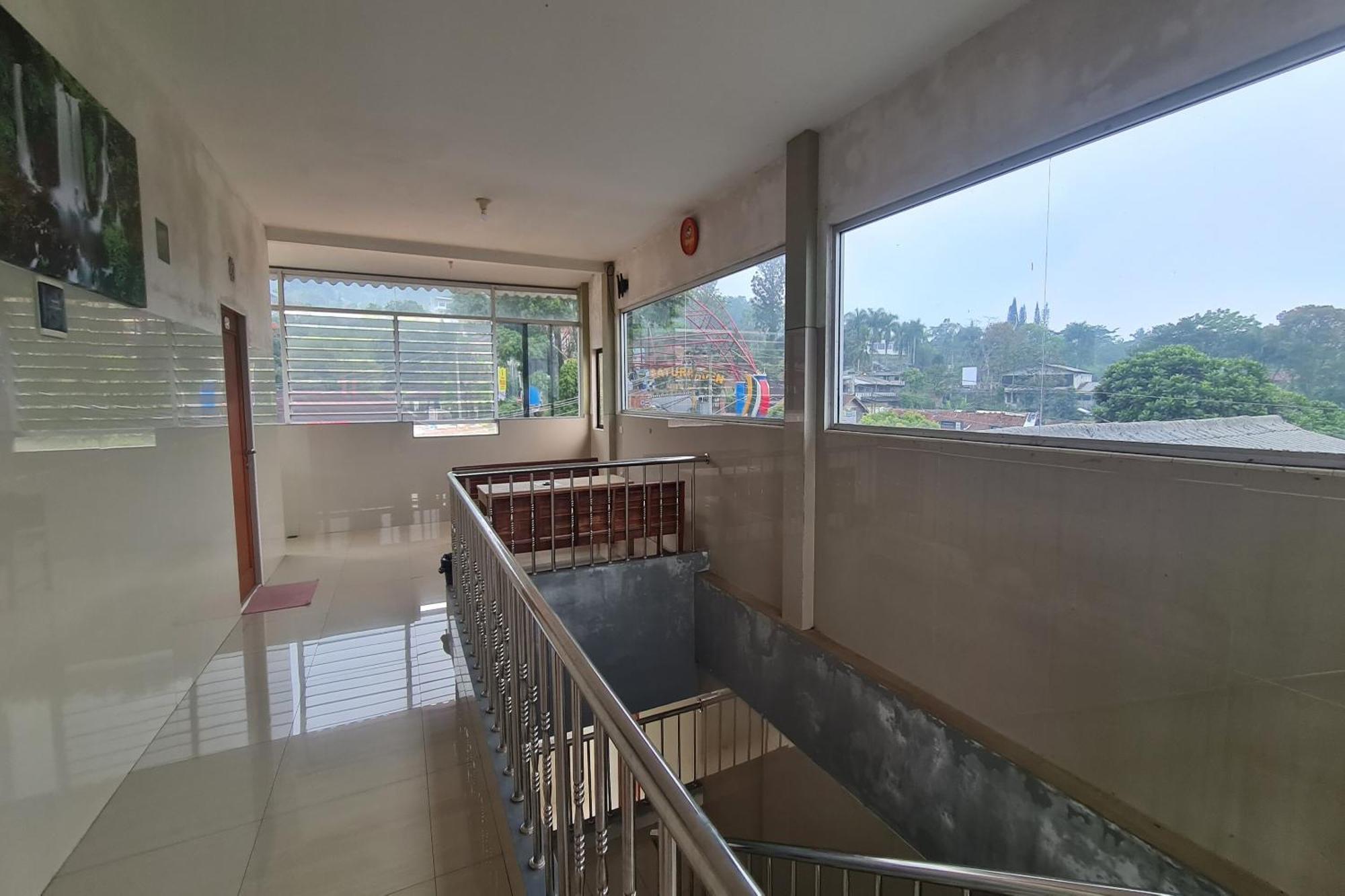 Capital O 93250 Hotel Tirta Kencana 2 Baturaden Banyumas Dış mekan fotoğraf
